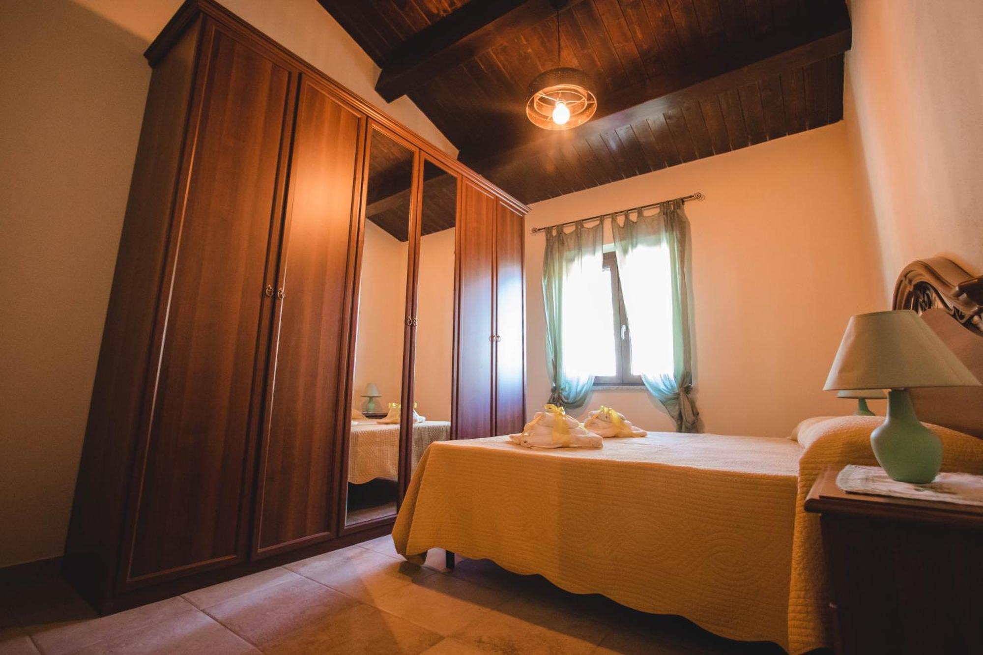 Calami - Villa Romeo - Private Apartments With Pool, Seaview & Olive Grove Santa Caterina Dello Ionio Marina Екстер'єр фото