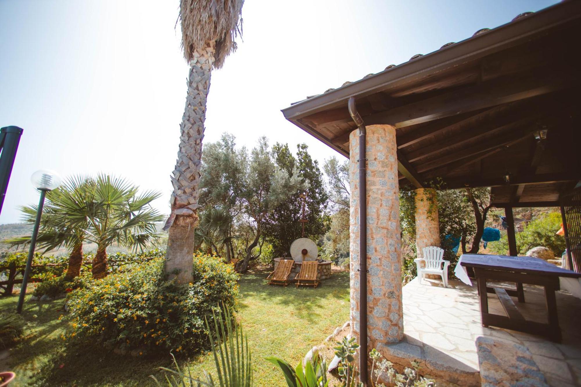 Calami - Villa Romeo - Private Apartments With Pool, Seaview & Olive Grove Santa Caterina Dello Ionio Marina Екстер'єр фото