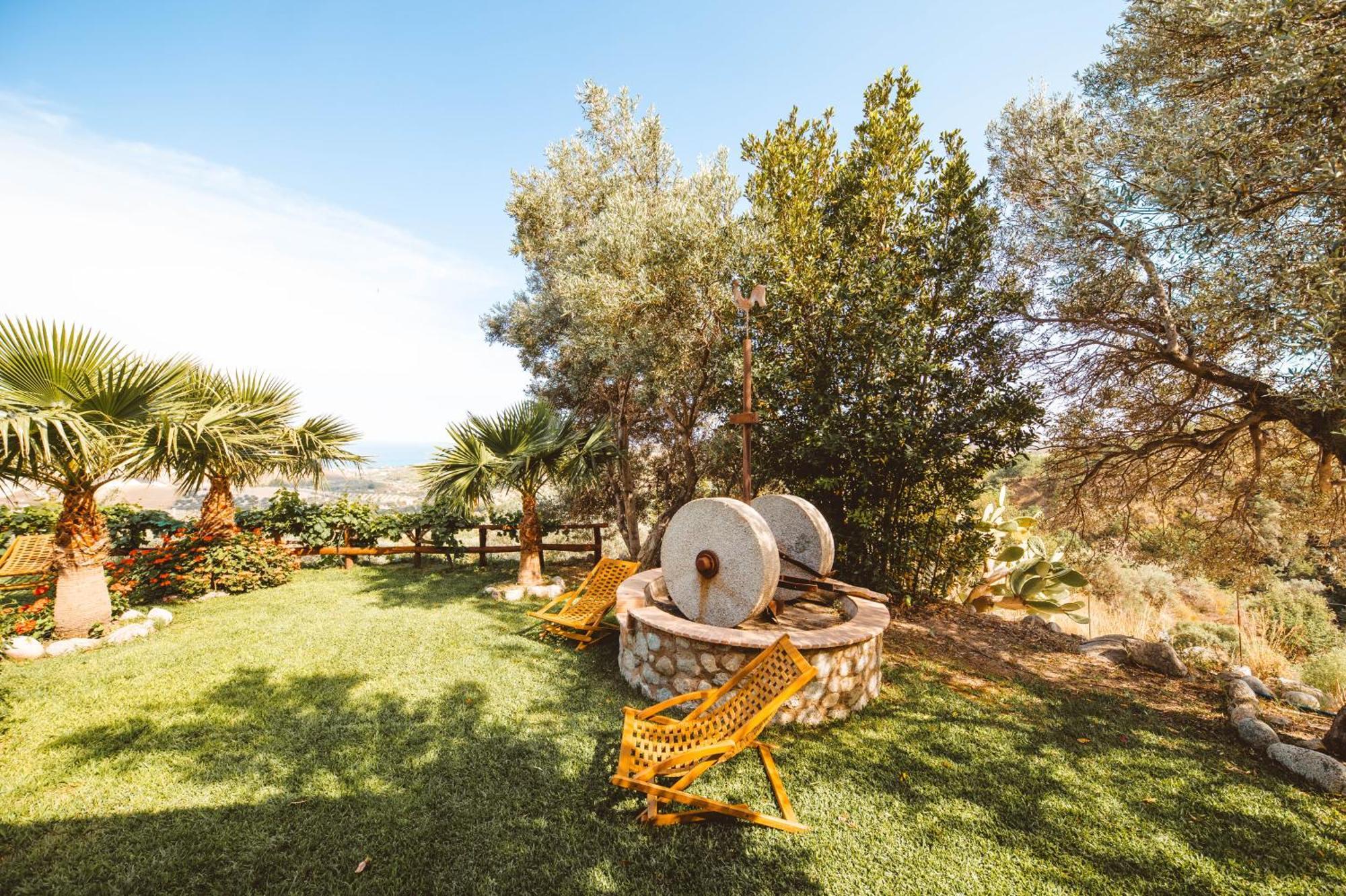 Calami - Villa Romeo - Private Apartments With Pool, Seaview & Olive Grove Santa Caterina Dello Ionio Marina Екстер'єр фото